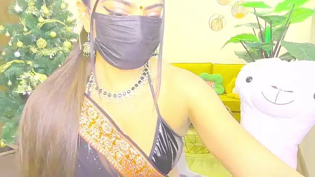 Snapshot of Monalisadon018 chatting on February 16, 2026, 2:43 am Monalisadon018 online show from February 16, 2026, 2:43 am