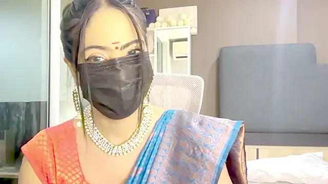 Monalisadon018 online show from December 5, 2025, 12:48 pm