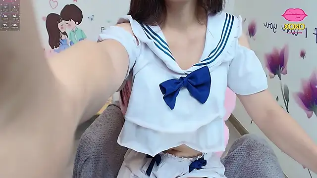  Mizuki  online show from October 11, 2025, 5:47 pm