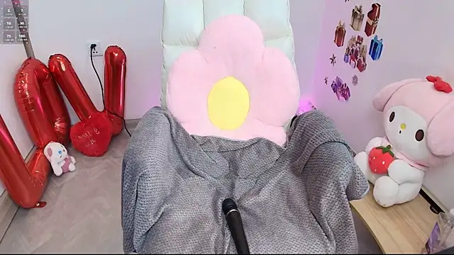  Mizuki  online show from February 11, 2026, 4:45 am