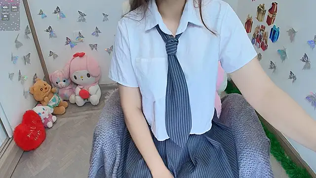 Mizuki  online show from May 24, 2026, 7:08 am