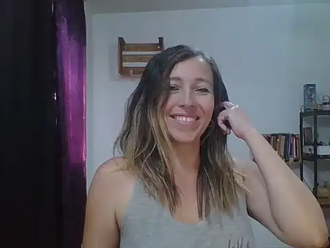 Snapshot of charlott_ponce chatting on October 14, 2025, 6:30 pm charlott ponce online show from October 14, 2025, 6:30 pm