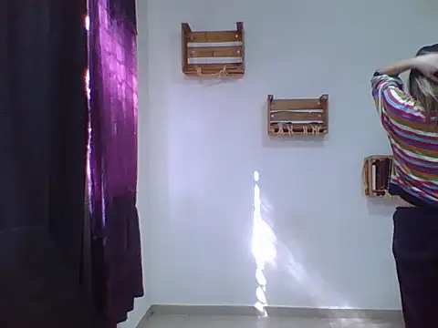 Snapshot of charlott_ponce chatting on November 11, 2025, 8:03 pm charlott ponce online show from November 11, 2025, 8:03 pm