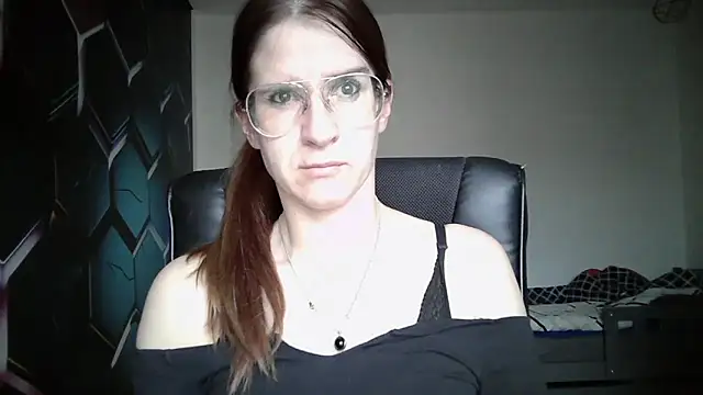 KayaRose online show from October 3, 2025, 3:13 pm