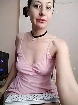 lucecitafantasy2 online show from February 28, 2025, 4:31 pm