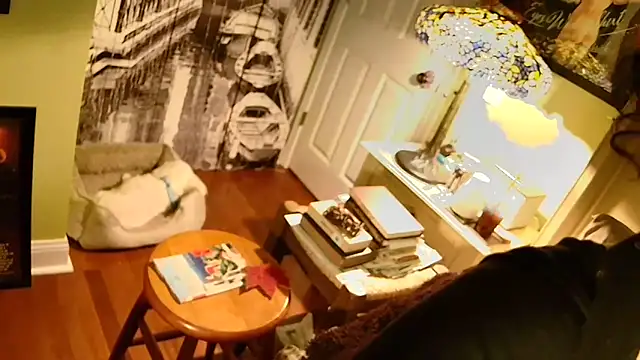 Snapshot of GardenGirl00 chatting on March 20, 2026, 4:13 am GardenGirl00 online show from March 20, 2026, 4:13 am