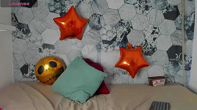 Snapshot of Mikasa_Horny chatting on October 30, 2025, 12:14 pm Mikasa Horny online show from October 30, 2025, 12:14 pm