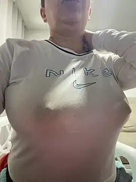 ruby santana777 online show from October 17, 2025, 7:04 pm