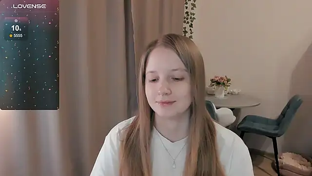 Snapshot of Alyaley chatting on April 6, 2026, 5:14 pm Alyaley online show from April 6, 2026, 5:14 pm