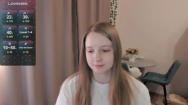 Snapshot of Alyaley chatting on April 12, 2026, 6:55 pm Alyaley online show from April 12, 2026, 6:55 pm