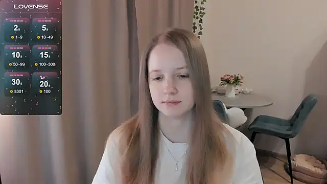 Snapshot of Alyaley chatting on April 10, 2026, 5:09 pm Alyaley online show from April 10, 2026, 5:09 pm