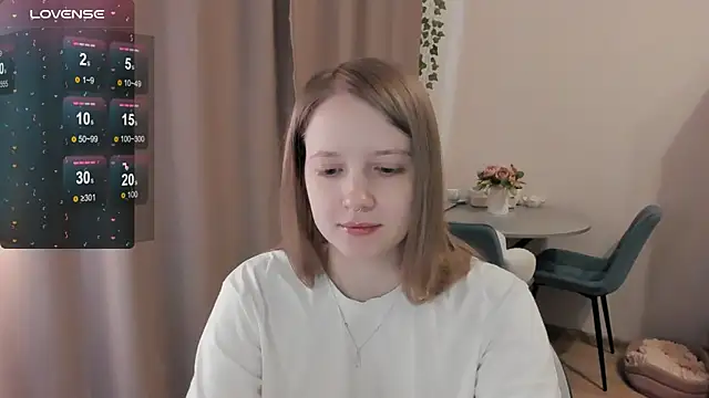 Snapshot of Alyaley chatting on April 1, 2026, 10:27 am Alyaley online show from April 1, 2026, 10:27 am