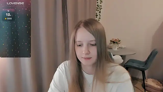 Snapshot of Alyaley chatting on April 5, 2026, 12:17 am Alyaley online show from April 5, 2026, 12:17 am