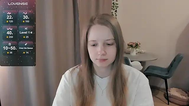 Snapshot of Alyaley chatting on April 9, 2026, 4:35 pm Alyaley online show from April 9, 2026, 4:35 pm