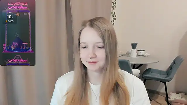 Snapshot of Alyaley chatting on September 29, 2025, 12:39 am Alyaley online show from September 29, 2025, 12:39 am