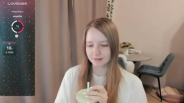 Snapshot of Alyaley chatting on March 20, 2026, 1:28 am Alyaley online show from March 20, 2026, 1:28 am