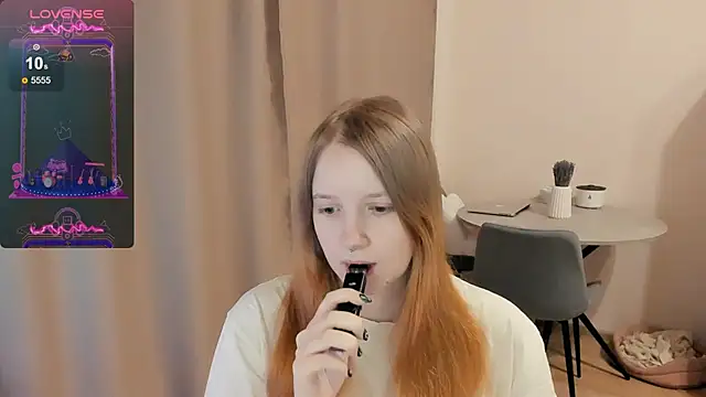 Snapshot of Alyaley chatting on March 5, 2025, 3:18 pm Alyaley online show from March 5, 2025, 3:18 pm
