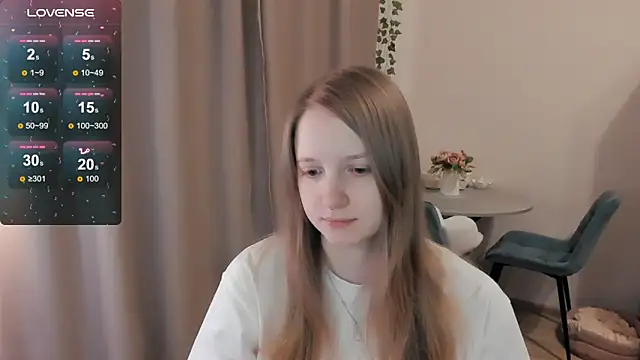 Snapshot of Alyaley chatting on April 3, 2026, 11:49 am Alyaley online show from April 3, 2026, 11:49 am