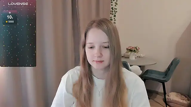 Snapshot of Alyaley chatting on April 16, 2026, 12:11 am Alyaley online show from April 16, 2026, 12:11 am