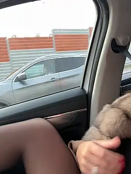 Syka0001 online show from October 3, 2025, 12:50 pm