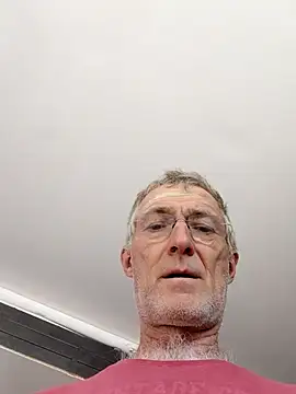Snapshot of 60philippe chatting on August 6, 2026, 3:51 pm 60philippe online show from August 6, 2026, 3:51 pm