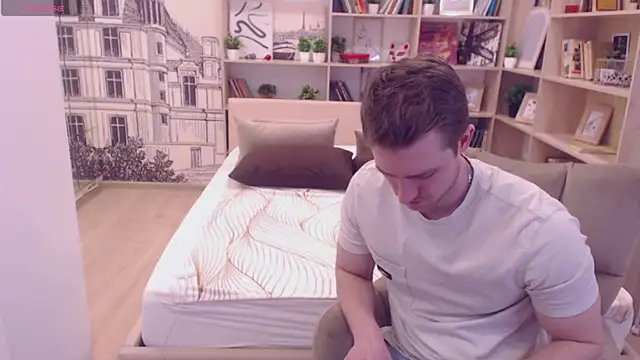 Snapshot of EthanPinkman chatting on March 20, 2025, 3:45 am EthanPinkman online show from March 20, 2025, 3:45 am