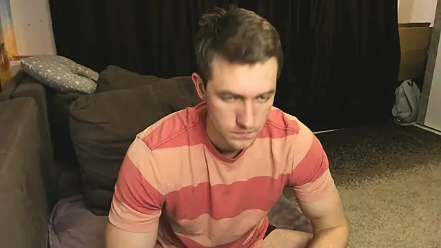 Snapshot of EthanPinkman chatting on February 5, 2025, 8:54 am EthanPinkman online show from February 5, 2025, 8:54 am