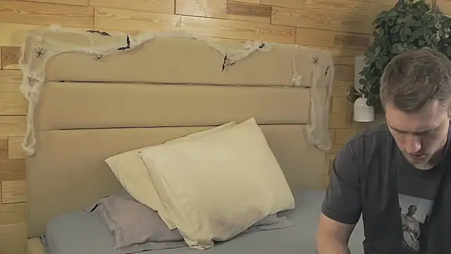 EthanPinkman online show from October 23, 2025, 4:22 am