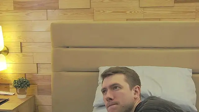 Snapshot of EthanPinkman chatting on March 2, 2026, 5:08 am EthanPinkman online show from March 2, 2026, 5:08 am