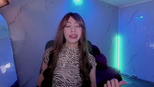 Snapshot of LilithCooperr_ chatting on April 4, 2026, 1:17 pm LilithCooperr online show from April 4, 2026, 1:17 pm