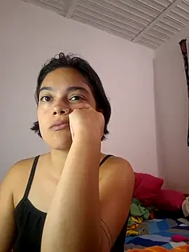 littlemelii online show from May 19, 2026, 12:37 am