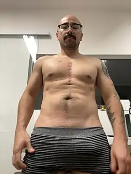 SeizoC online show from April 10, 2026, 6:53 am