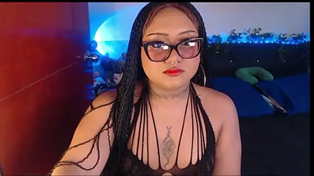 LiaScarlett online show from June 13, 2026, 2:59 pm