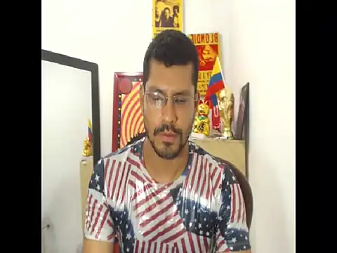 Snapshot of MikeRiverx chatting on July 5, 2026, 4:19 am MikeRiverx online show from July 5, 2026, 4:19 am