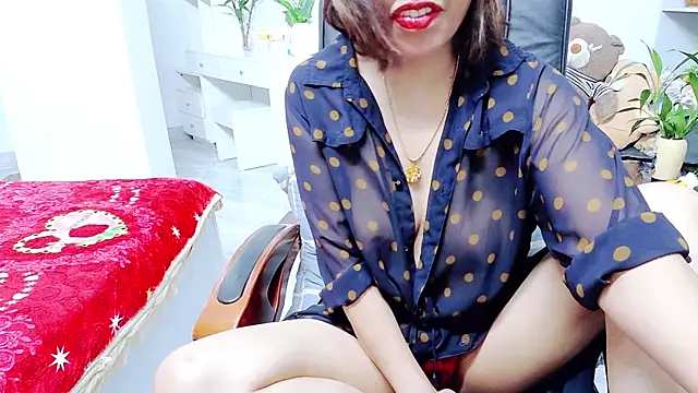 Miu-Le online show from May 19, 2026, 10:06 pm