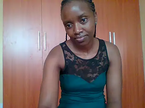 Snapshot of sexy_darleen23 chatting on September 18, 2025, 8:28 am sexy darleen23 online show from September 18, 2025, 8:28 am