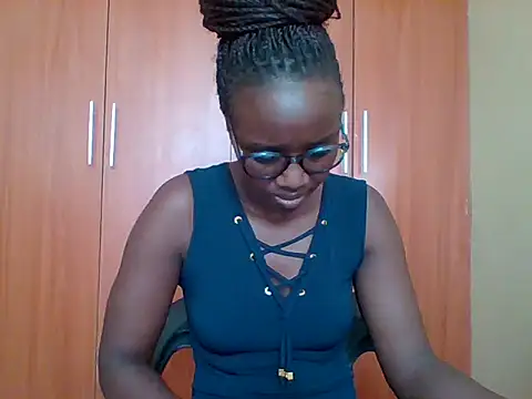 sexy darleen23 online show from April 13, 2026, 9:35 am