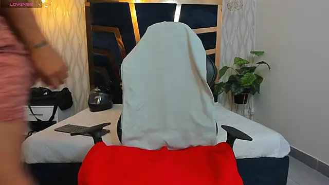 Snapshot of Adbel_Sady chatting on March 6, 2025, 2:51 pm Adbel Sady online show from March 6, 2025, 2:51 pm