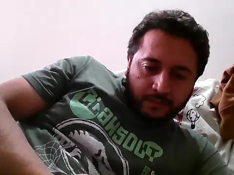 CrisFdo online show from May 16, 2026, 4:39 pm