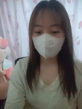 Kajisu 26 online show from May 22, 2026, 1:47 am
