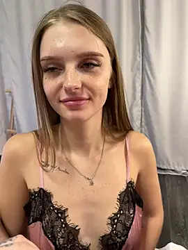 Snapshot of lovelly_molly chatting on March 5, 2025, 9:59 pm lovelly molly online show from March 5, 2025, 9:59 pm