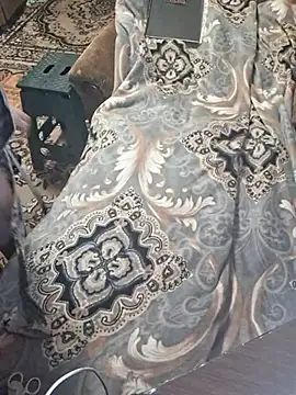  Kitti  online show from March 11, 2025, 6:08 pm