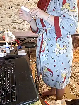  Kitti  online show from March 10, 2025, 6:12 pm