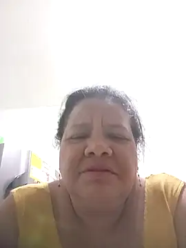 Snapshot of Shanttal0272 chatting on February 8, 2025, 4:46 pm Shanttal0272 online show from February 8, 2025, 4:46 pm