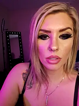 Snapshot of ellieconradxo chatting on February 9, 2025, 7:52 pm ellieconradxo online show from February 9, 2025, 7:52 pm