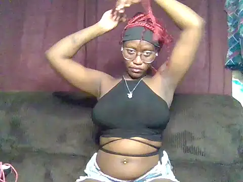 Cutie pumpkin  online show from May 8, 2026, 6:28 am