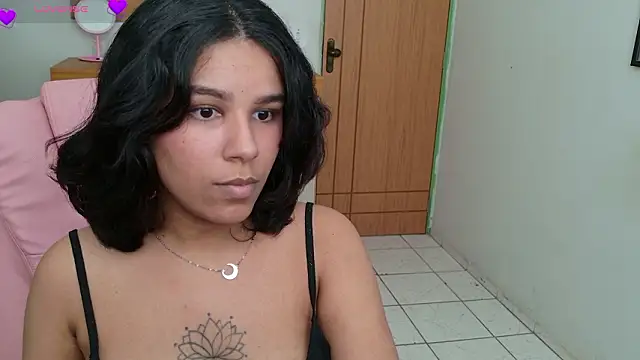 ninapego online show from March 5, 2026, 1:19 pm