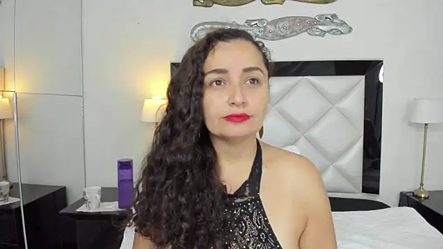 Snapshot of _luna__sweet_ chatting on March 6, 2025, 3:24 am luna sweet online show from March 6, 2025, 3:24 am