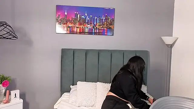 Snapshot of Alli_cooper chatting on April 8, 2026, 11:33 am Alli cooper online show from April 8, 2026, 11:33 am