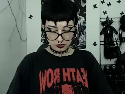 n0sferatus   online show from October 28, 2025, 3:51 am